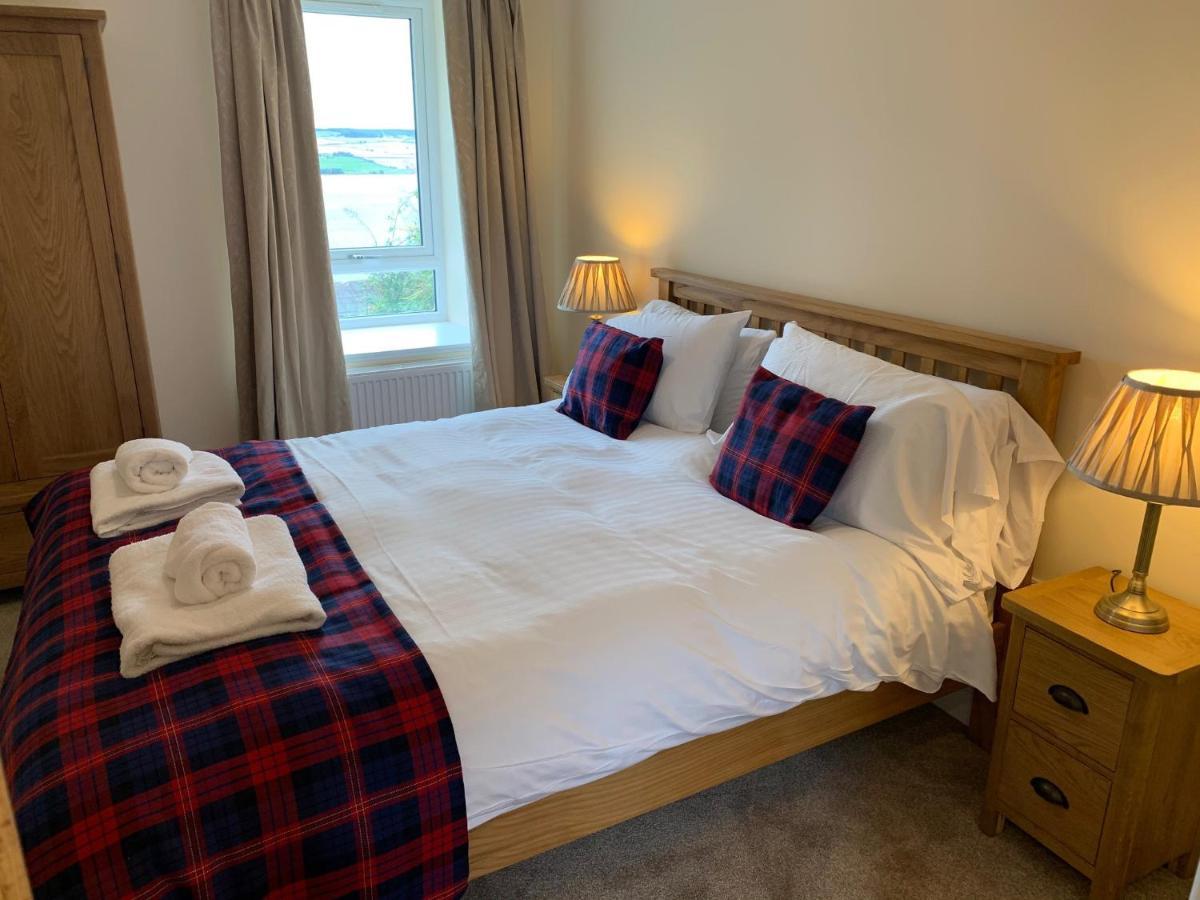 Highland Farm Cottages Dingwall Esterno foto